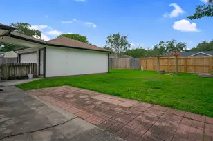 1119 Trowbridge Dr, Houston, TX 77062 - Photo 36