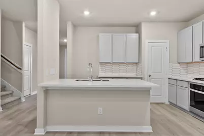 12335 Ridge Top Court, Conroe, TX 77304 - Photo 4