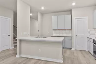 12335 Ridge Top Ct, Conroe, TX 77304 - Photo 6