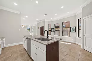 5930 Kiam St, Houston, TX 77007 - Photo 8
