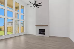 421 Soaring Sparrow Trl, Katy, TX 77493 - Photo 2