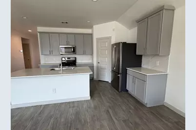 8107 Precious Passing Way, Rosharon, TX 77583 - Photo 10