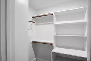 9022 Durham Manor Ln, Houston, TX 77075 - Photo 16