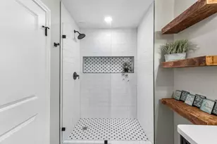 802 Lake Villa Dr, Seabrook, TX 77586 - Photo 34