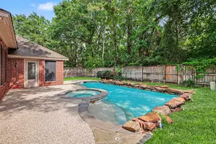 215 Bristol Bend Cir, Spring, TX 77382 - Photo 28