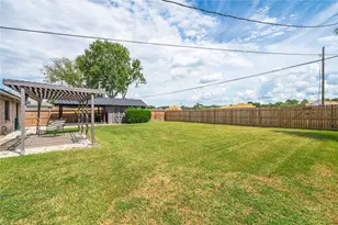 605 S Heather Ln, Friendswood, TX 77546 - Photo 30
