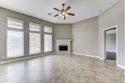 6027 Falling Briar Lane, Sugar Land, TX 77479 - Photo 16