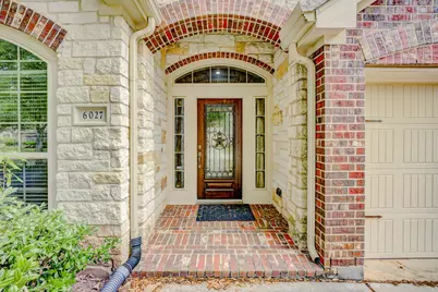 6027 Falling Briar Lane, Sugar Land, TX 77479 - Photo 6