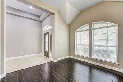 6027 Falling Briar Lane, Sugar Land, TX 77479 - Photo 10
