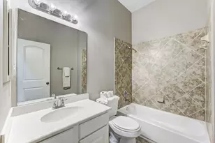 6027 Falling Briar Lane, Sugar Land, TX 77479 - Photo 44