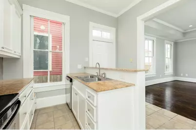 406 17th Street, Galveston, TX 77550 - Photo 10