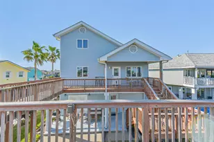 1236 Sailfish St, Bayou Vista, TX 77563 - Photo 2