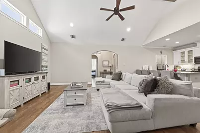 2026 Que Manor Drive, Houston, TX 77090 - Photo 14