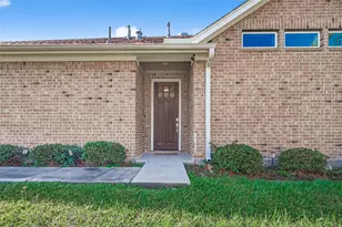 2026 Que Manor Dr, Houston, TX 77090 - Photo 10