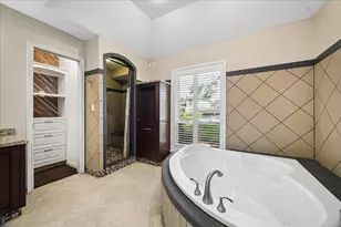 13811 Woodthorpe Ln, Houston, TX 77079 - Photo 20