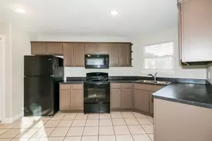 214 N Native Ln, Houston, TX 77022 - Photo 6