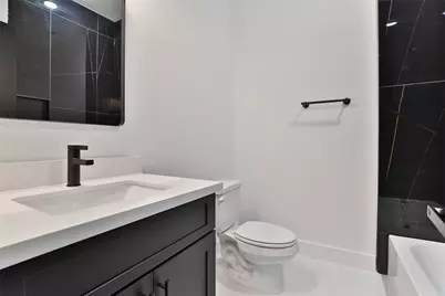 8109 Bigwood Street #A/B, Houston, TX 77078 - Photo 40