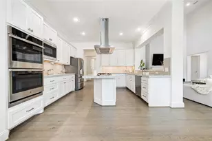 2330 Wyndam Heights Ln, Houston, TX 77077 - Photo 10