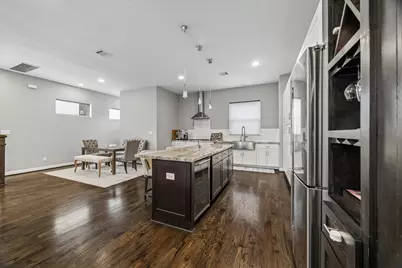 1617 Crockett Street, Houston, TX 77007 - Photo 8