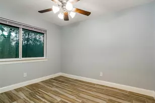12633 Memorial Dr, Houston, TX 77024 - Photo 14
