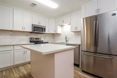 12633 Memorial Drive #243, Houston, TX 77024 - Photo 2