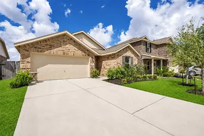 9815 Bellwick Hollow Court, Baytown, TX 77521 - Photo 2