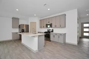 14515 Rain Tree Dr, Baytown, TX 77523 - Photo 6