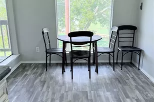 418 Garland Dr, Lake Jackson, TX 77566 - Photo 4