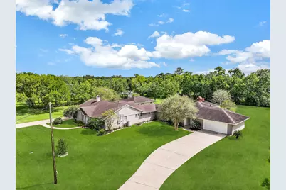 304 Chester Drive, Friendswood, TX 77546 - Photo 48