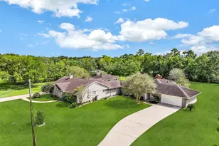 304 Chester Dr, Friendswood, TX 77546 - Photo 48