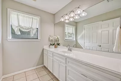 304 Chester Drive, Friendswood, TX 77546 - Photo 38