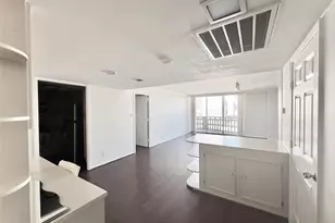 2016 Main St, Houston, TX 77002 - Photo 2