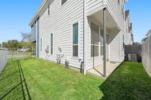 4002 Elser St, Houston, TX 77009 - Photo 32