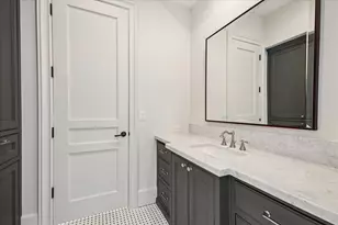 2117 Maconda Ln, Houston, TX 77027 - Photo 36