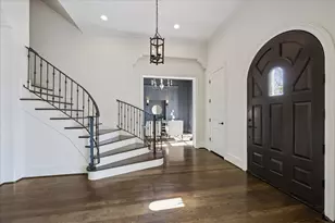 2117 Maconda Ln, Houston, TX 77027 - Photo 4