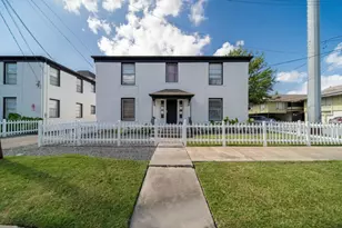 1849 W Main St, Houston, TX 77098 - Photo 2
