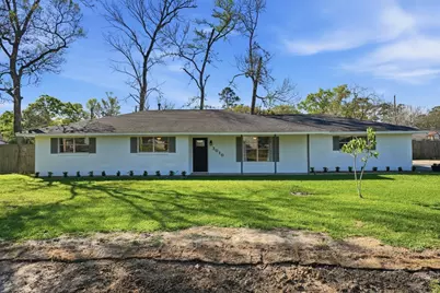 3010 Michaelis Lane, Baytown, TX 77521 - Photo 2