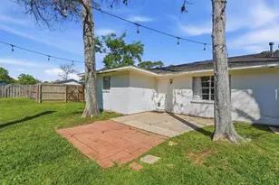 3010 Michaelis Ln, Baytown, TX 77521 - Photo 20