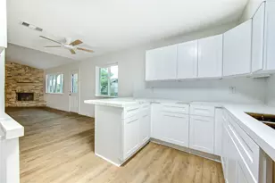 12802 Murr Way, Houston, TX 77048 - Photo 14