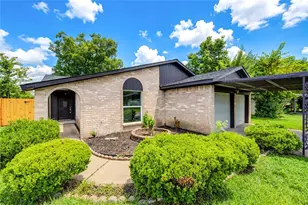 12802 Murr Way, Houston, TX 77048 - Photo 2