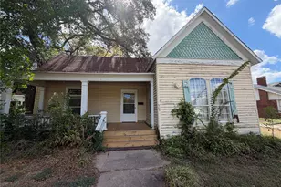 505 W Buck St, Caldwell, TX 77836 - Photo 1