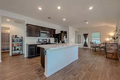 16845 Short Pines Drive, Conroe, TX 77302 - Photo 10