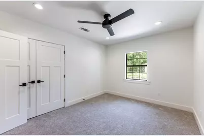 2130 Avenue N 1/2, Huntsville, TX 77340 - Photo 16