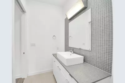 207 Pierce Street #301, Houston, TX 77002 - Photo 8