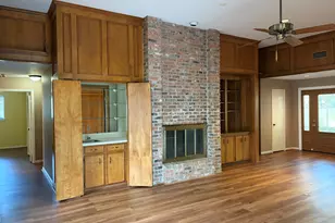 2019 Plantation Dr, Richmond, TX 77406 - Photo 4