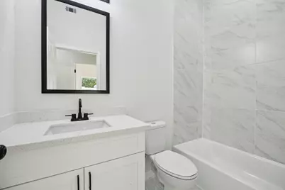 301 Cartersville Street #B, Houston, TX 77029 - Photo 8