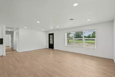 16119 Blue Bird Street, Santa Fe, TX 77517 - Photo 8
