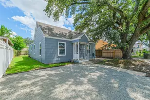 7815 Harding St, Houston, TX 77012 - Photo 2