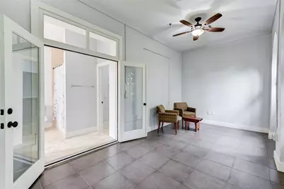 2700 Albany Street #3B, Houston, TX 77006 - Photo 16