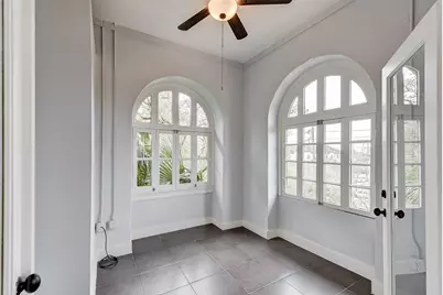 2700 Albany Street #3B, Houston, TX 77006 - Photo 20